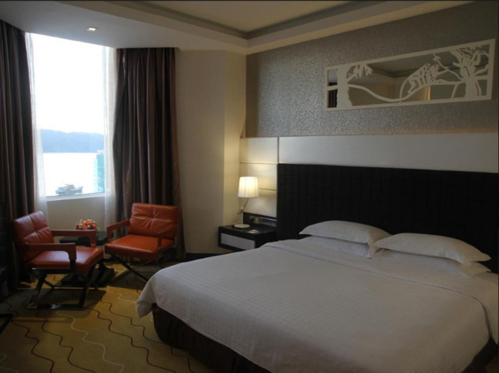 Promenade Hotel Кота-Кинабалу Экстерьер фото