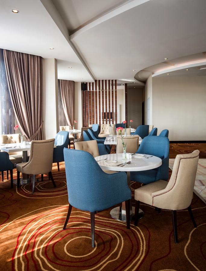 Promenade Hotel Кота-Кинабалу Экстерьер фото