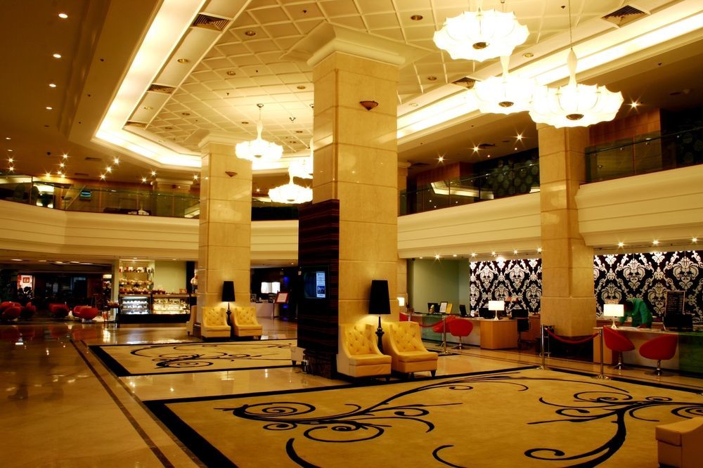 Promenade Hotel Кота-Кинабалу Экстерьер фото
